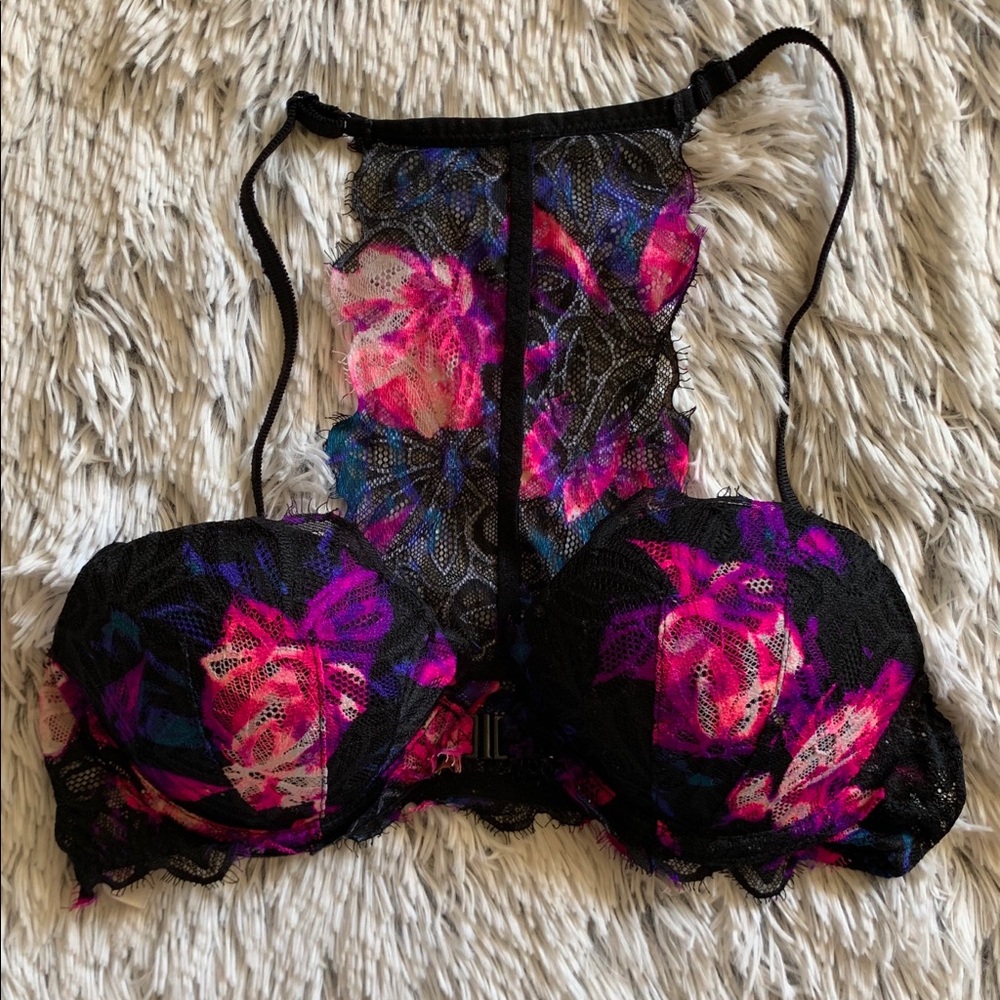 PINK bra